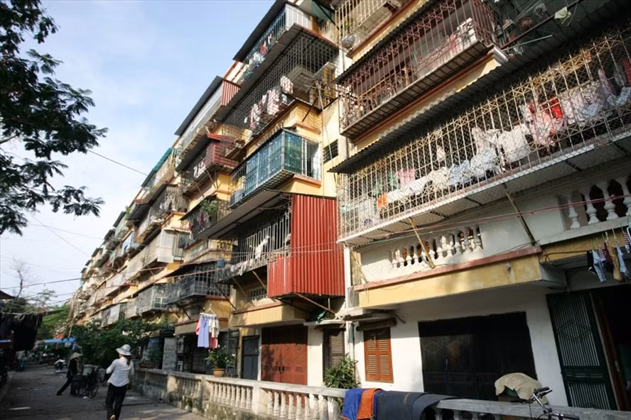 99% chung cu cu tai Ha Noi: 2 thap ky nam cho cai tao, xay moi