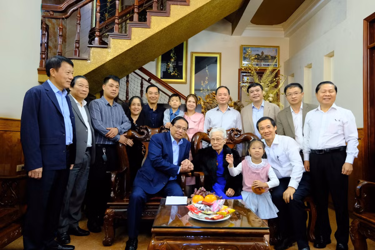 Thủ tướng chủ trì Hội nghị kinh tế - xã hội các tỉnh Tây Nguyên - Hình 2 Thu tuong chu tri Hoi nghi kinh te - xa hoi cac tinh Tay Nguyen-Hinh-2