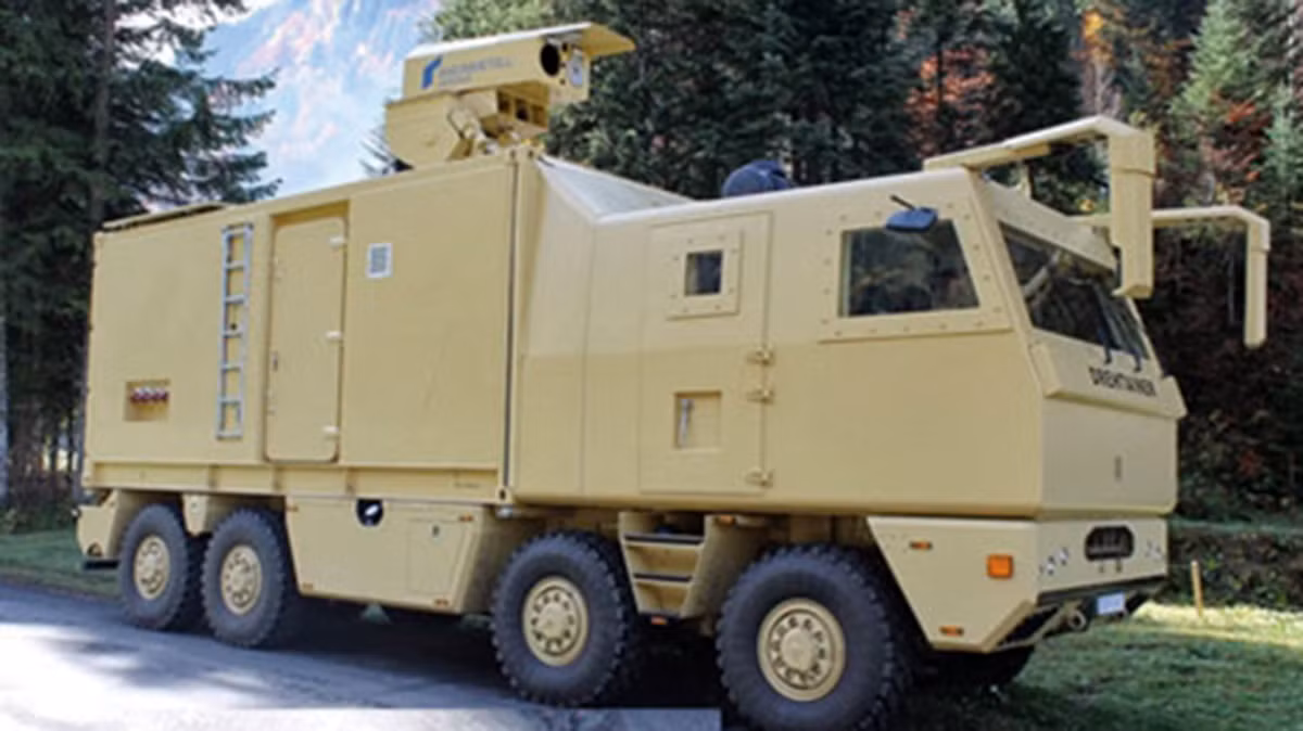 Hiện Rhein metall đang nghiên cứu phát triển 1 hệ thống HEL có công suất tới 100kw và dự kiến sẽ hoàn thành trong năm 2016.