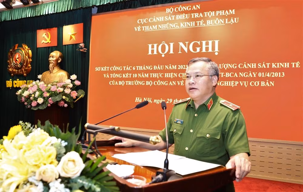 6 tháng đầu năm, phát hiện 456 vụ phạm tội về tham nhũng 6 thang dau nam, phat hien 456 vu pham toi ve tham nhung