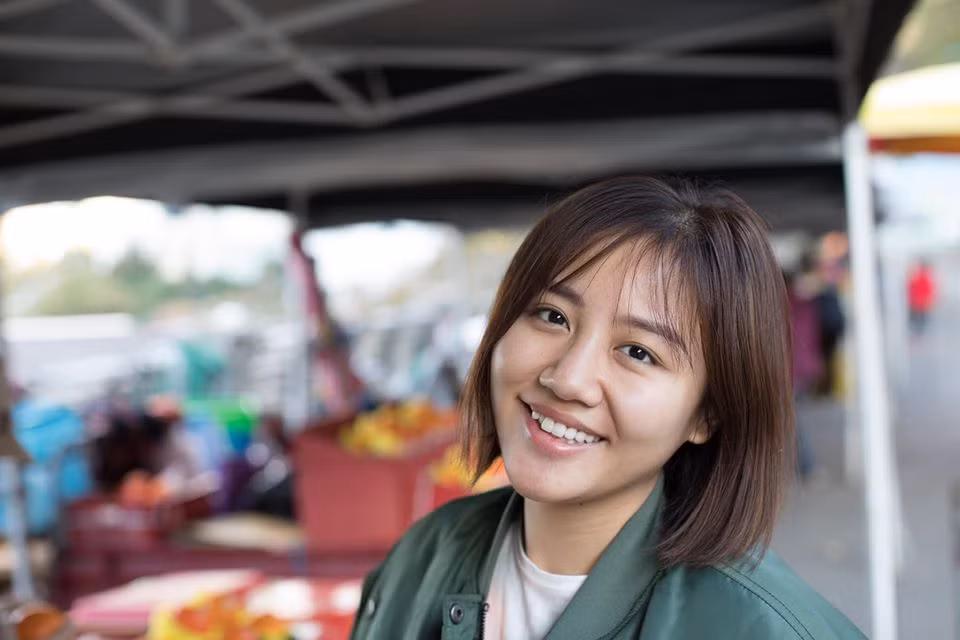 Về đời tư, nữ ca sĩ trải qua vài cuộc tình và hiện tại cô giấu danh tính bạn trai.