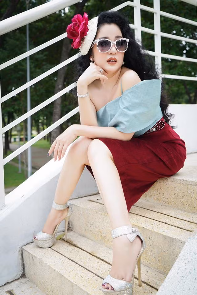 Danh hai Thuy Nga: 