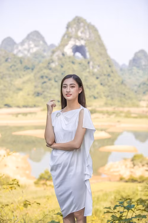Xinh đẹp, tài năng và có một trái tim giàu lòng nhân ái, Hoa hậu Lương Thùy Linh được khán giả ủng hộ khi tham gia đấu trường nhan sắc quốc tế.