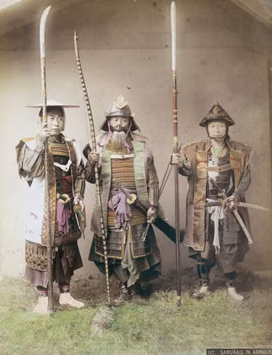 Vào thời kì hoàng kim, số lượng samurai chiếm 10% dân số Nhật Bản.