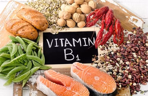 2. Vitamin B1: Vitamin B1 cũng là một dưỡng chất rất quan trọng đối với cơ thể, tuy không phải là thuốc đặc trị chứng hay ngủ mơ nhưng lại có tác dụng điều trị rối loạn hệ tiêu hóa.
