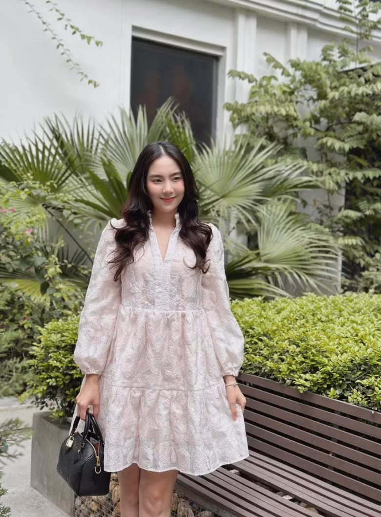 Qua đây có thể thấy Mai Ngọc được thừa hưởng rất nhiều nét đẹp từ phụ huynh. Nhận được nhiều tình cảm từ mọi người, Mai Ngọc không quên gửi lời cảm ơn.