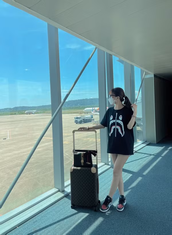 Trà My luôn nỗ lực hết mình để chứng minh năng lực của bản thân trong công việc kinh doanh, không ỷ lại gia thế của gia đình. Ảnh: FBNV