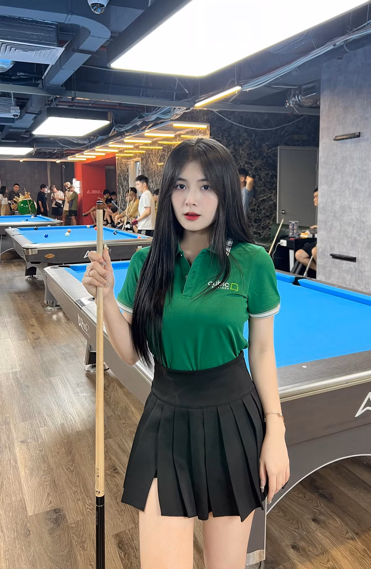 Được biết nữ streamer thường xuyên nhận về nhiều bình luận xúc phạm ngoại hình như vậy.