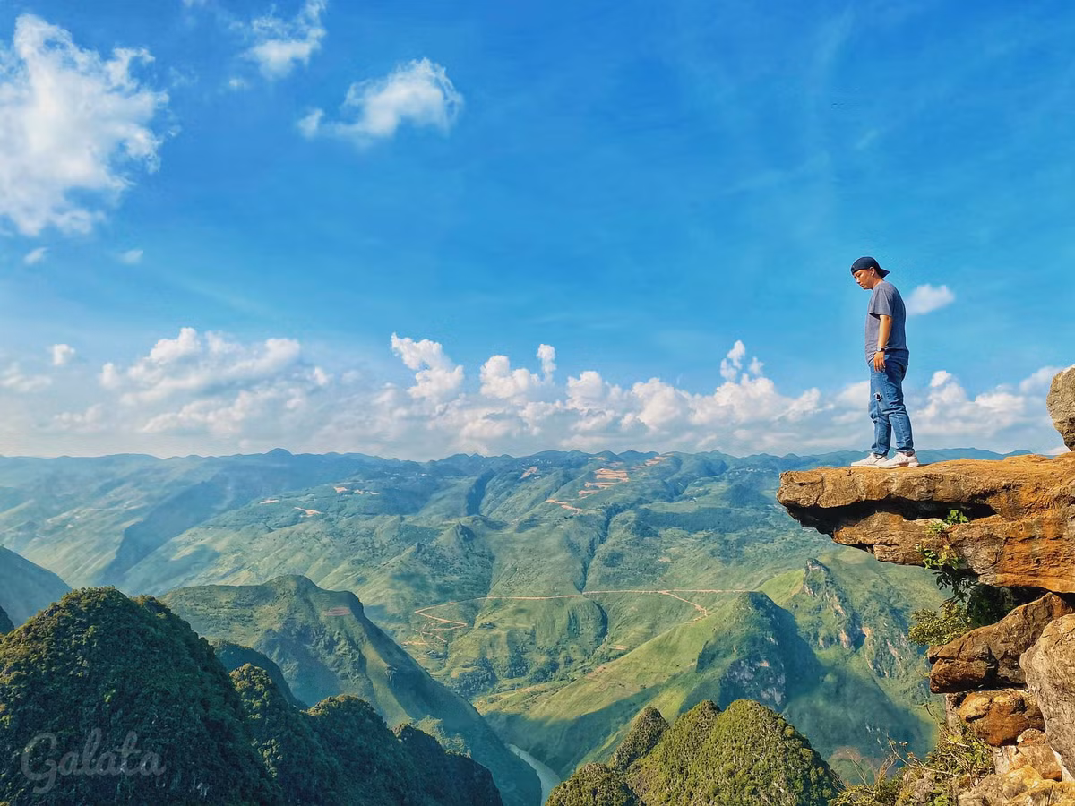 “Mom da tu than” va loat diem check-in cuc dep tai Ha Giang