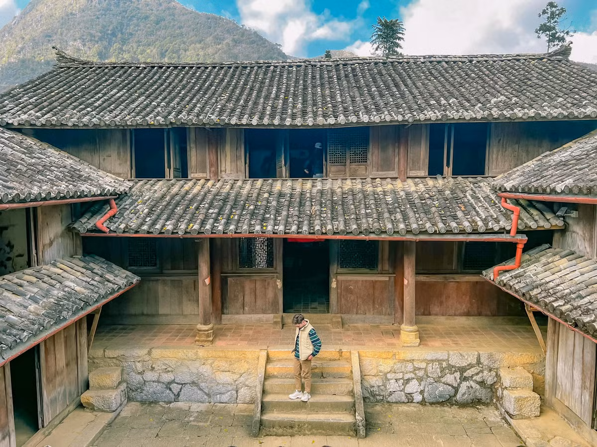 Với những nét kiến trúc cổ xưa, nơi đây đang là địa điểm hội sống ảo theo phong cách vintage săn lùng nhiều nhất thời gian qua. Ảnh: Chu Đức Giang
