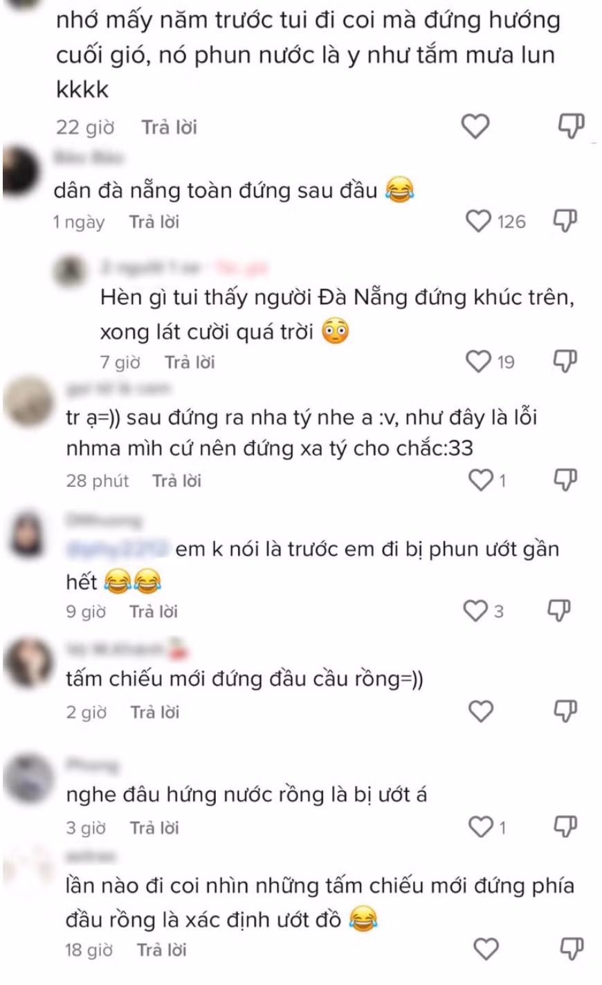 Đoạn clip sau khi đăng tải đã thu hút rất nhiều sự chú ý của cộng đồng mạng. Không ít người đồng cảm với chàng trai bởi lần đầu đến chiêm ngưỡng rồng ở Đà Nẵng cũng gặp phải tình huống tương tự.