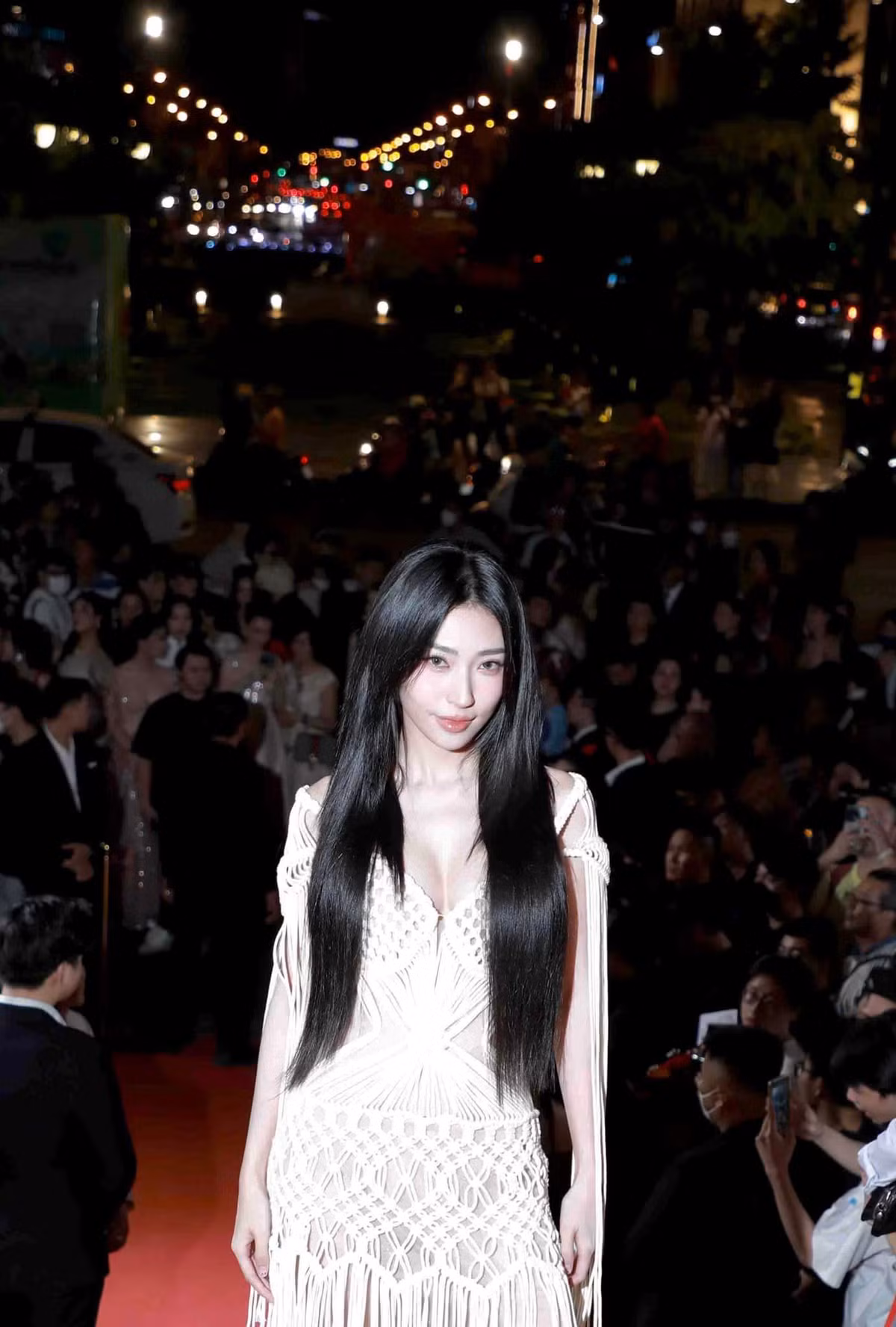 Hơn 10 năm hoạt động trong showbiz, tình cũ của Ngô Kiến Huy luôn biết cách làm mới mình.