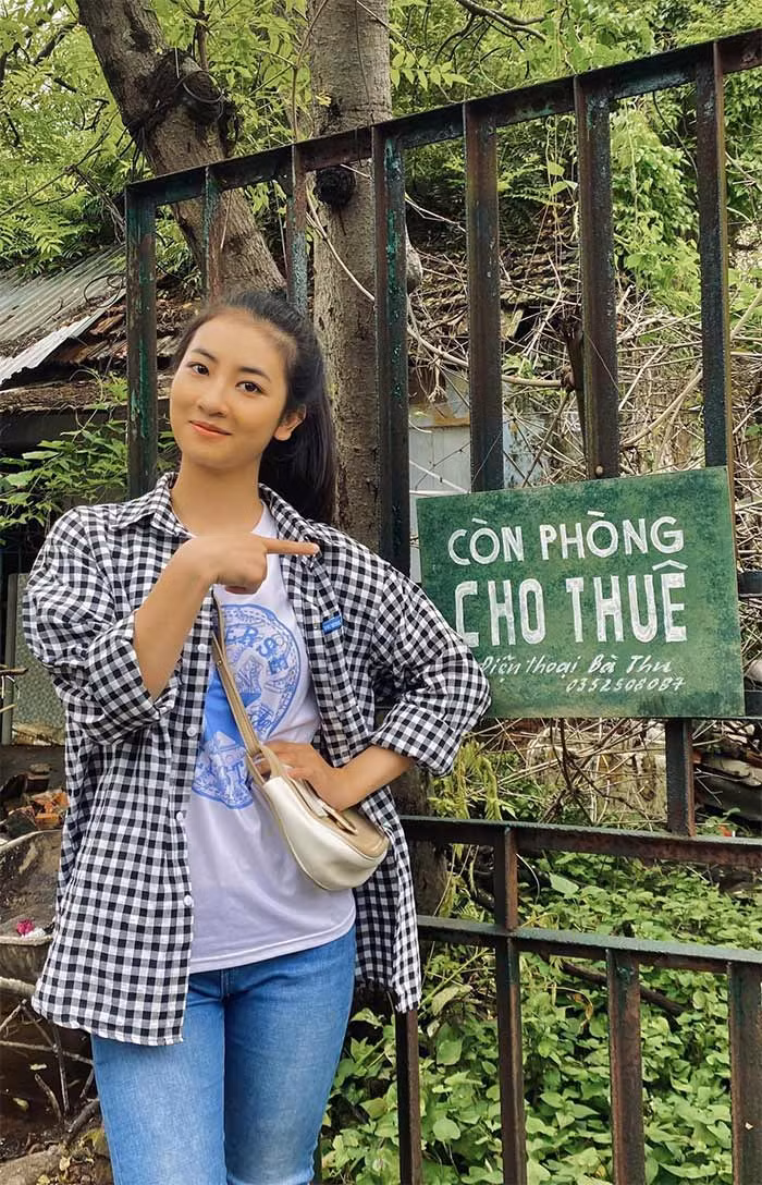 Doi thuc cua nu dien vien gay uc che nhat “Lang trong pho“