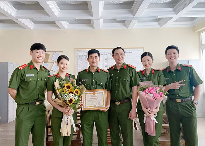 Nhan sac doi thuc cua co phap y tao bao trong “Biet duoc den“