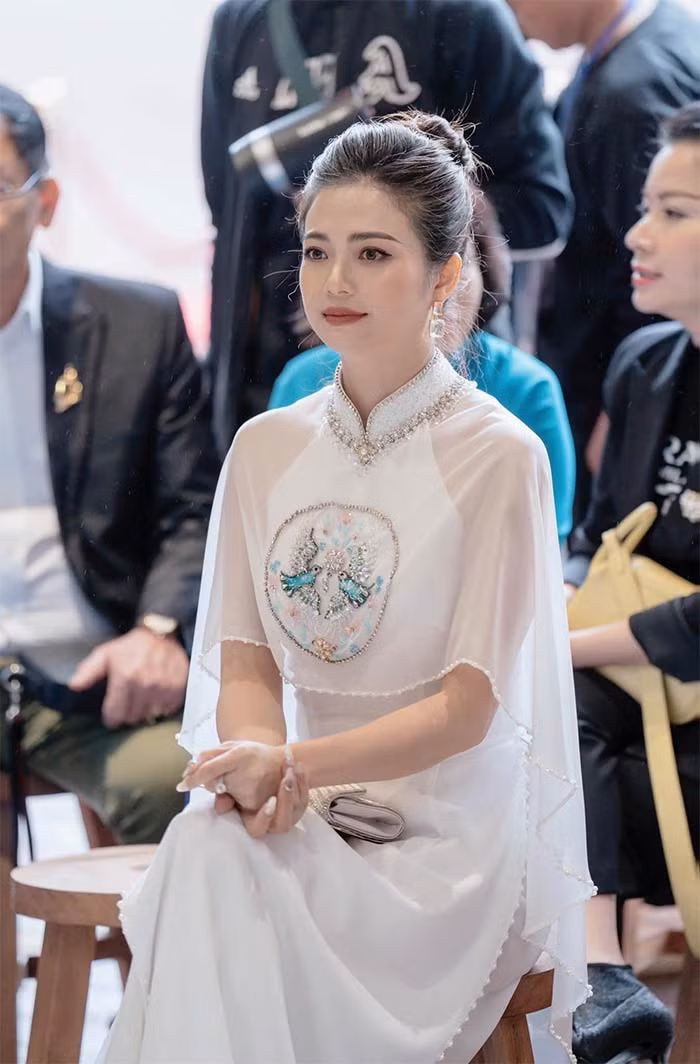 Kiều Anh ghi dấu ấn với khán giả bằng vai Nhung trong bộ phim truyền hình “Phía trước là bầu trời” và phim điện ảnh "Ký ức Điện Biên".