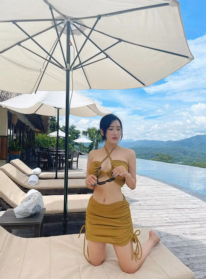Ngoài đời, Phương Anh sở hữu vóc dáng đẹp, khuôn mặt ưa nhìn.