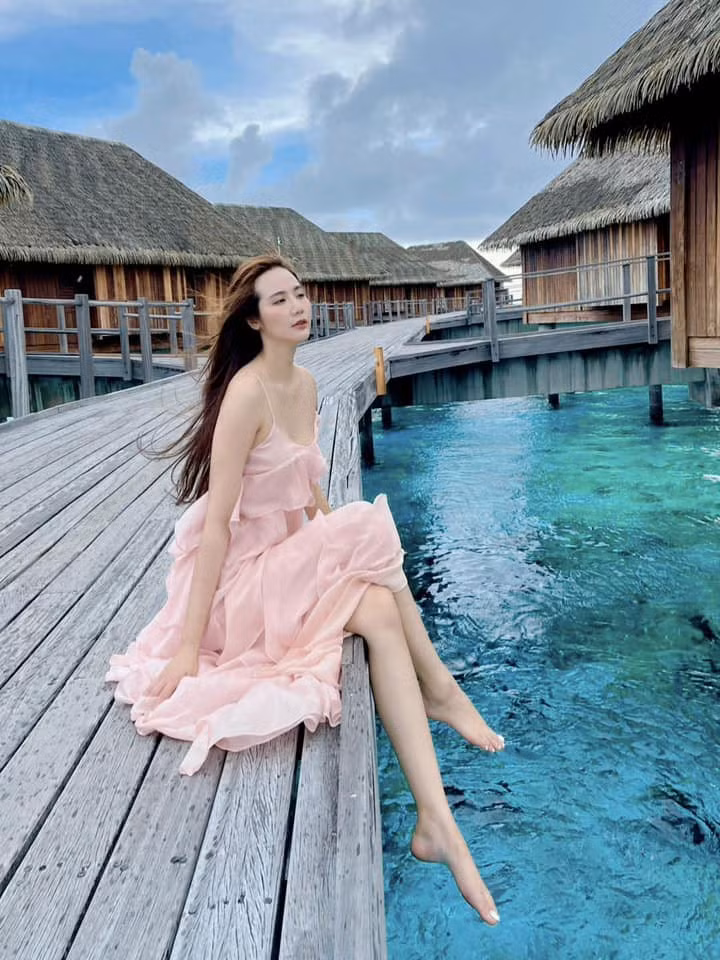 Người đẹp 33 tuổi sở hữu vóc dáng đẹp cùng khuôn mặt xinh xắn.