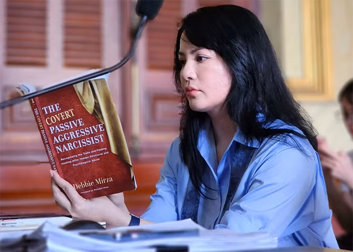 Ở tuổi 43, tuy không còn giữ được dáng vẻ gọn gàng như thời siêu mẫu, nhưng Ngọc Thúy vẫn được khen ngợi nhan sắc. (Ảnh: Dân trí)