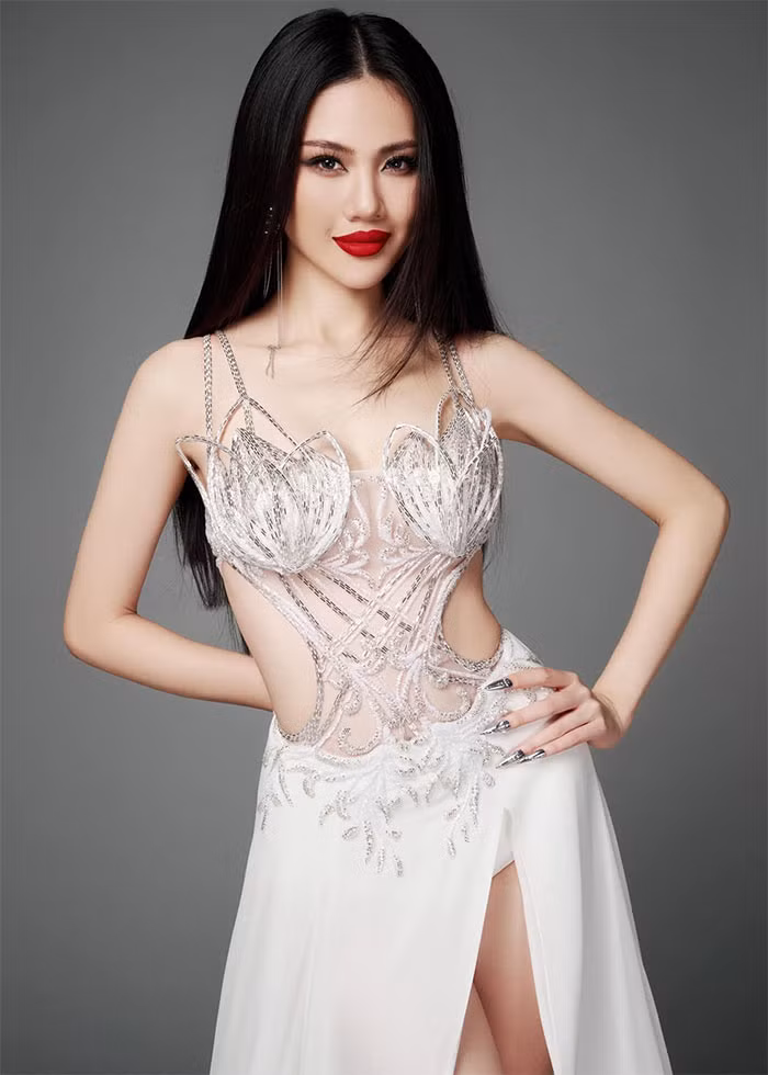 Người đẹp 25 tuổi cũng không được các chuyên trang đánh giá về các cuộc thi người đẹp, hoa hậu như Missosology, Sash Factor hay Global Beauties xếp hạng cao trong cuộc đua vương miện Miss Universe 2023. (Ảnh: FBNV)