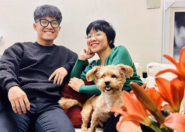 Gia Bảo năm nay 18 tuổi, vừa tốt nghiệp trường THPT Khoa học Giáo dục, trực thuộc Trường Đại học Giáo dục - Đại học Quốc gia Hà Nội.