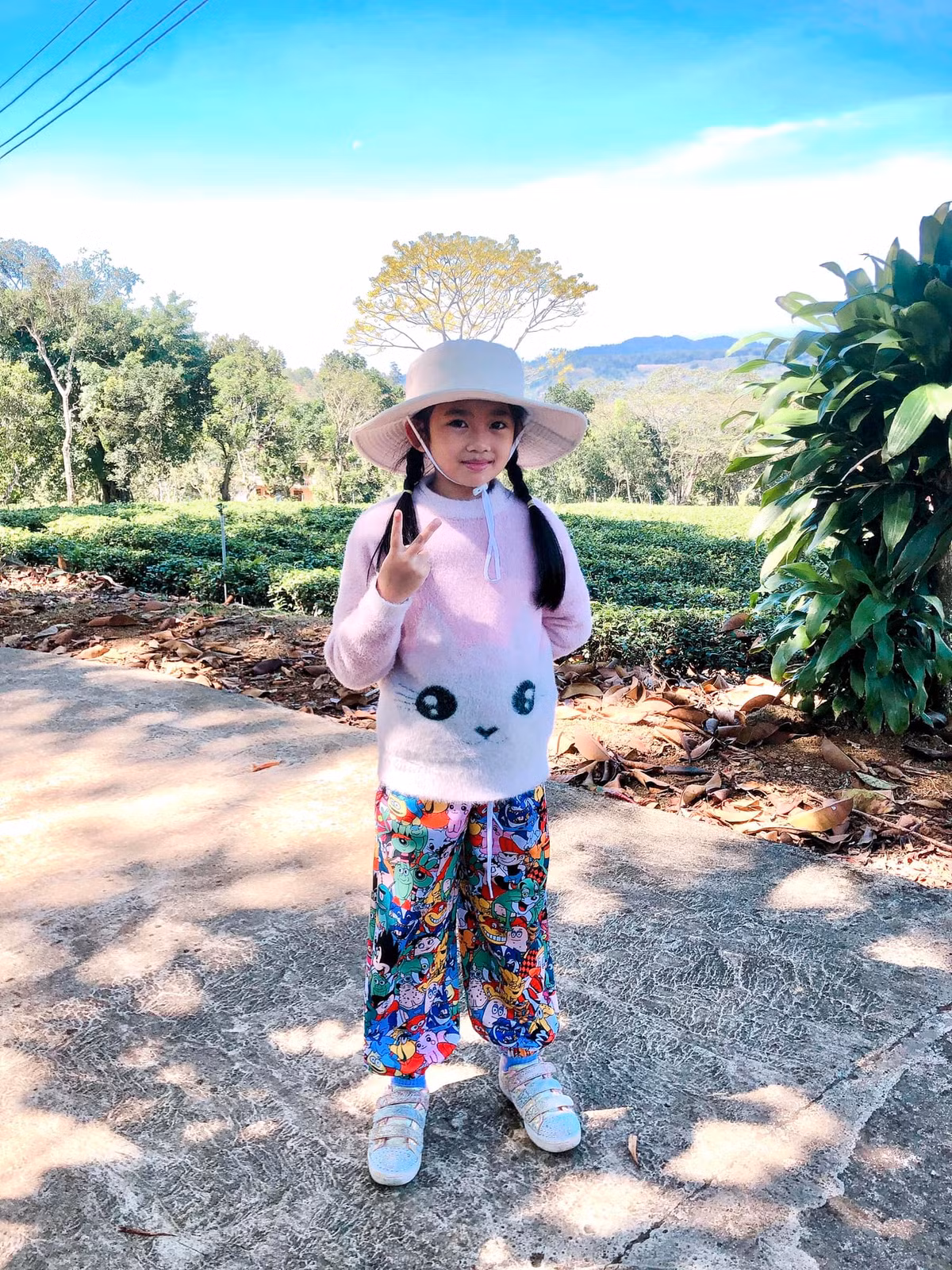Có thể thấy, Lavie may mắn được sống trong sự chăm sóc và yêu thương hết mực từ bảo mẫu.