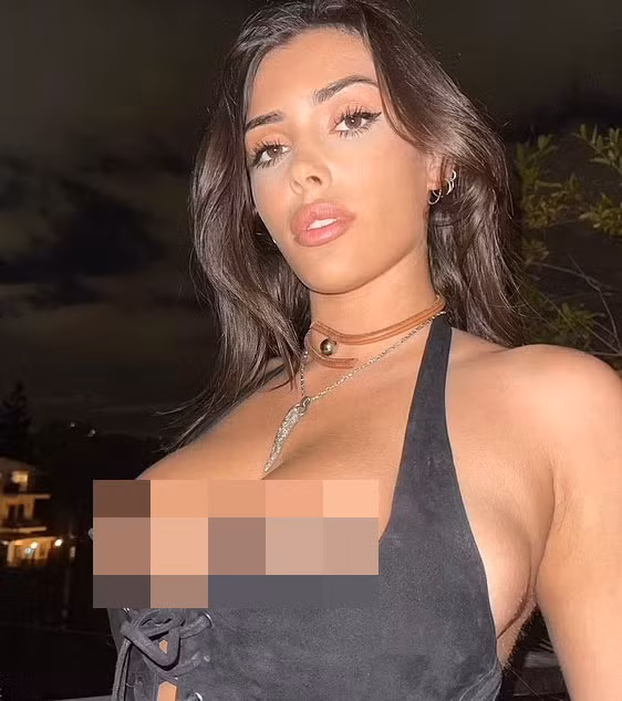 Bianca Censori, 27 tuổi, kém chồng 18 tuổi. Cô có ngoại hình cực kỳ nóng bỏng, không kém vợ cũ của Kanye West - ngôi sao truyền hình thực tế Kim Kardashian. (Ảnh: FBNV)