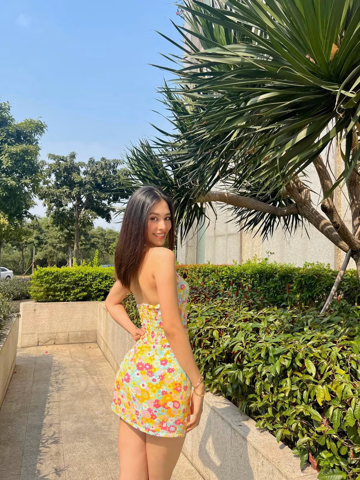 Hoa hậu Việt Nam 2018 còn thả thính cực ngọt: "Thích ăn cay thì cho nhiều ớt. Không muốn "broken heart" thì yêu Vy".