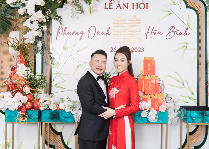 Phuong Oanh sau 1 thang cuoi Shark Binh: Trang mat o My, sam nha sieu sang