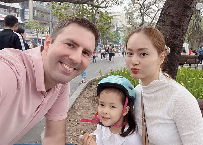 Năm 2018, Lan Phương kết hôn với David Duffy (người Anh), làm việc trong ngành khách sạn tại Hà Nội. Vào tháng 5 cùng năm, vợ chồng Lan Phương chào đón con gái Lina Linh Duffy.