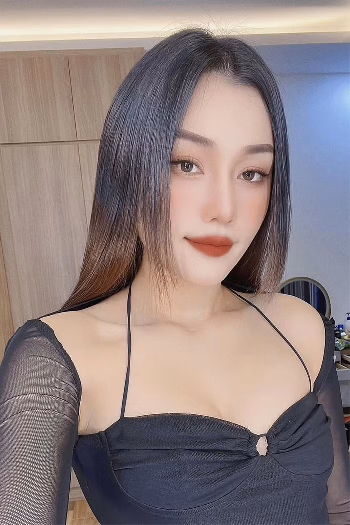 Để giữ được vóc dáng tốt nhất khi bước vào cuộc thi sắc đẹp Miss Grand Vietnam 2023, Thủy Bùi rất chăm chỉ luyện tập, ăn uống theo chế độ khoa học.