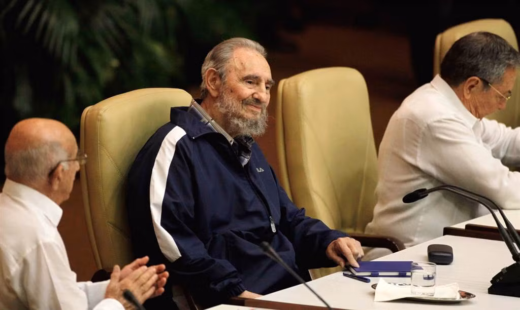 Chủ tịch Fidel Castro cũng là nhà lãnh đạo quốc gia nước ngoài duy nhất đã vào tận vĩ tuyến 17, Quảng Trị của Việt Nam. Tại đây, ông đã phát biểu câu nói bất hủ: "Vì Việt Nam, Cuba sẵn sàng hiến dâng cả máu của mình".