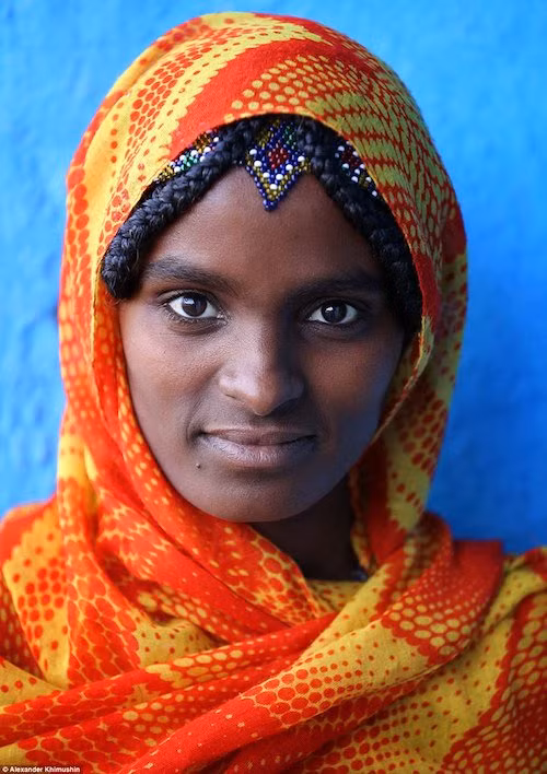 Một thiếu nữ Afar ở Afar, Ethiopia.