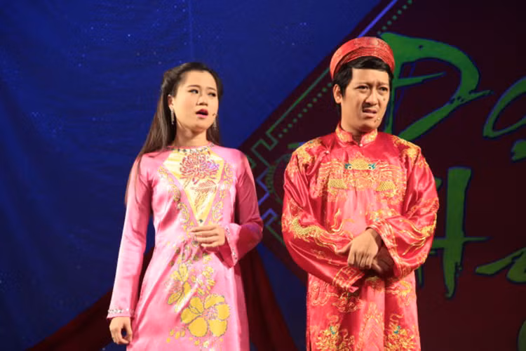 Nhờ diễn chung với Trường Giang, Lâm Vỹ Dạ được nhiều khán giả biết đến hơn. Ảnh: Hội nghệ sĩ sân khấu