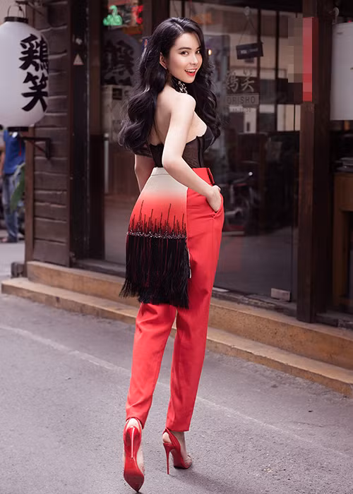 Nói về năm 2019, Huỳnh Vy cho biết cô cũng sẽ tiếp tục tham gia các hoạt động trong làng giải trí.