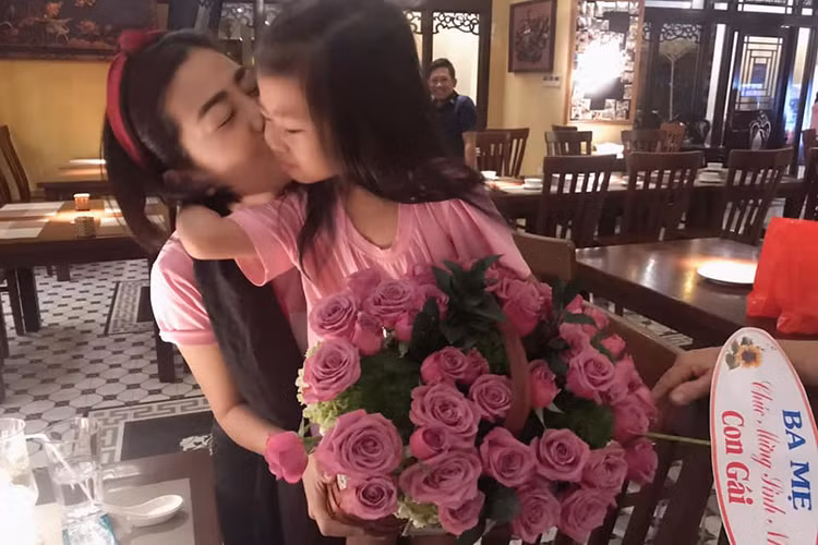 Mai Phương chia sẻ đã 5 tháng kể từ ngày cô được về nhà sau thời gian điều trị bệnh ung thư phổi.