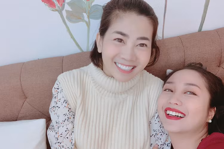 Dù mắc bạo bệnh nhưng Mai Phương vẫn luôn giữ tinh thần lạc quan.