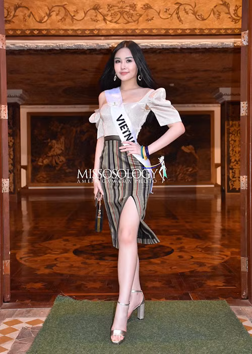 Những hình ảnh Lê Âu Ngân Anh tại cuộc thi Hoa hậu Liên lục địa 2018 đang thu hút sự chú ý của dư luận.