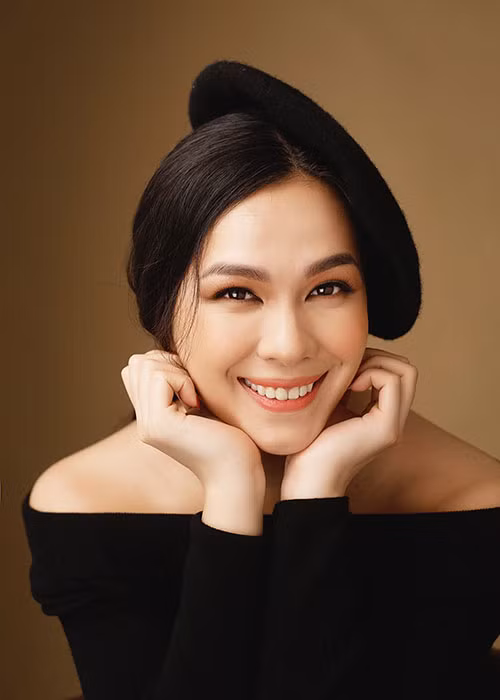 Thùy My được nhiều người nhận định sở hữu gương mặt, vóc dáng cao ráo giống người mẹ nổi tiếng.