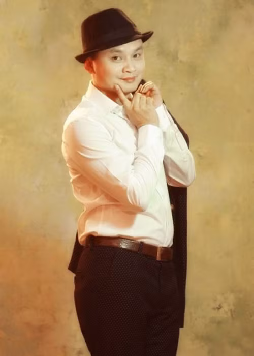 Những năm gần đây, Xuân Nghĩa lấn sân sang phim ảnh và hài. Ảnh: Điện ảnh Việt Nam