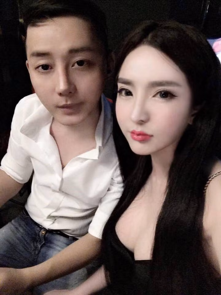 Với nhan sắc đặc biệt, Vân Tokyo hiện khá thành công với nghề kinh doanh và làm người mẫu game. Biệt danh "hot girl dao kéo" vẫn gắn liền với cô và dù vẫn thường bị nhiều người châm chọc, nhưng hầu hết mọi người vẫn phải công nhận những hình ảnh hot girl này chia sẻ trên trang cá nhân luôn hấp dẫn bởi khuôn mặt quá xinh đẹp, cùng thân hình nuột nà với đầy những đường cong gợi cảm.