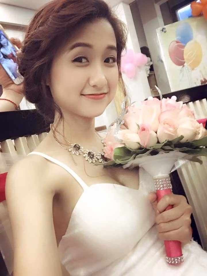 Có cuộc sống khá vui vẻ, nhưng Ngọc Quyên chia sẻ cũng có lúc cô phải dặn mình "sống chậm lại và nghĩ khác đi", luôn tôn trọng ước mơ, mục tiêu của mình và phấn đấu hết mình vì nó.