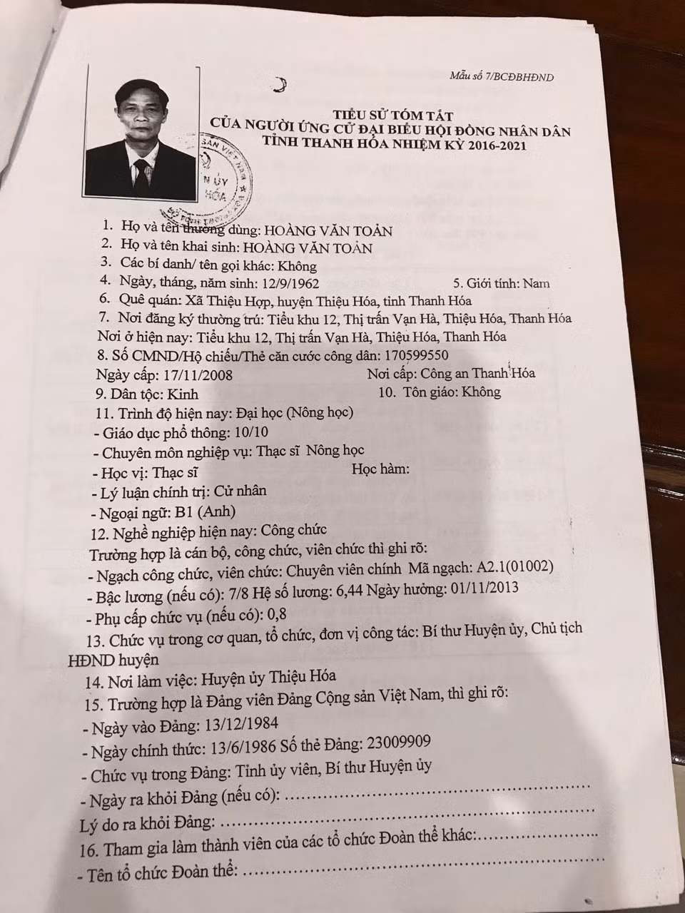 Thuc hu thong tin Bi thu Huyen Thieu Hoa co toi 3 ngay sinh