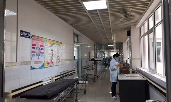 Hiện nạn nhân vẫn đang được điều trị tại Viện Bỏng quốc gia.