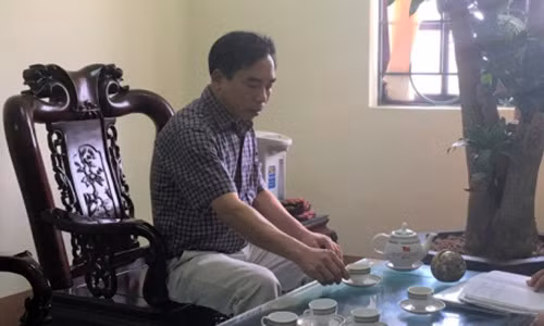 Ông Phạm Văn Thụy - Chủ tịch UBND xã Trung Nghĩa (Hưng Yên). Ảnh: Báo Giao Thông.