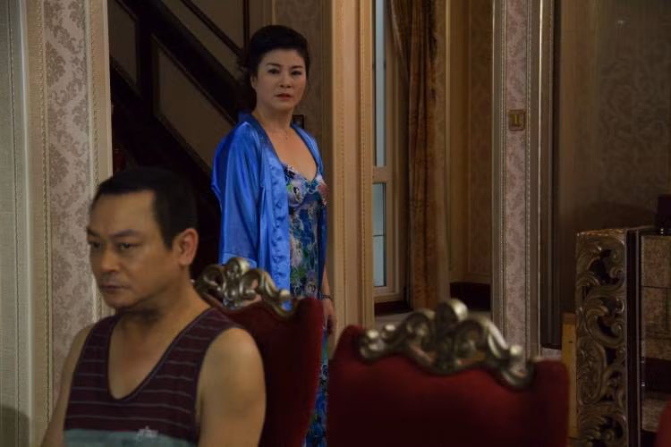 Kim Oanh cũng dành tặng những lời ý nghĩa đến NSND Anh Tú khi nhận thấy anh là đạo diễn có sức ảnh hưởng rất lớn với sân khấu kịch Việt Nam. Ảnh: VTV