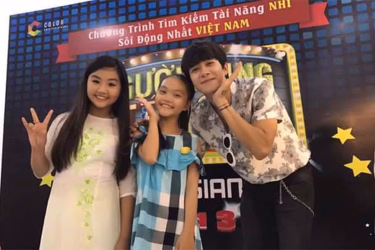 Trước khi đến với Giọng hát Việt nhí 2018, Hà Quỳnh Như từng tham gia một số sân chơi âm nhạc. Em thậm chí đã giành giải Ba cuộc thi "Thần tượng tương lai" 2017.