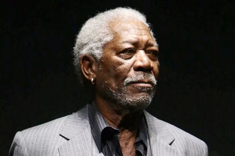 Không chỉ Harvey Weinstein, “tượng đài” Morgan Freeman cũng vướng scandal gây chấn động Hollywood. Tháng 5/2018, ông bị ít nhất 8 phụ nữ tố cáo quấy rối tình dục. Trước lời tố cáo, Morgan khẳng định không xâm hại phụ nữ dưới bất kì hình thức nào. Ảnh: Variety