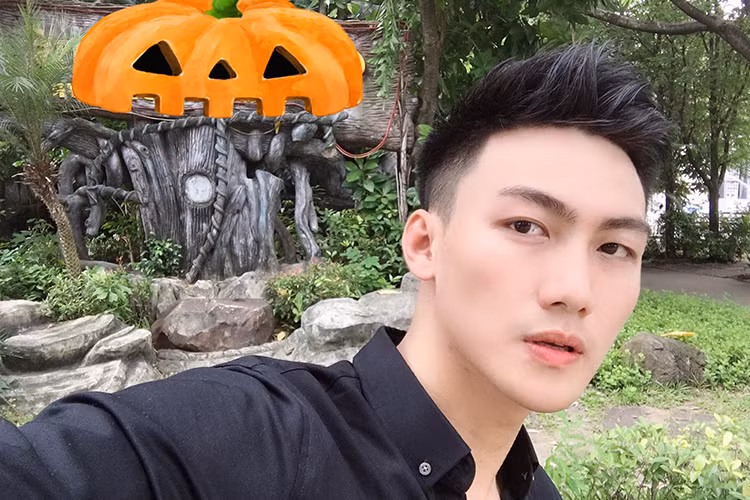 Tân quán quân The Face Trung Kiên sinh năm 1997, đến từ Hải Dương.
