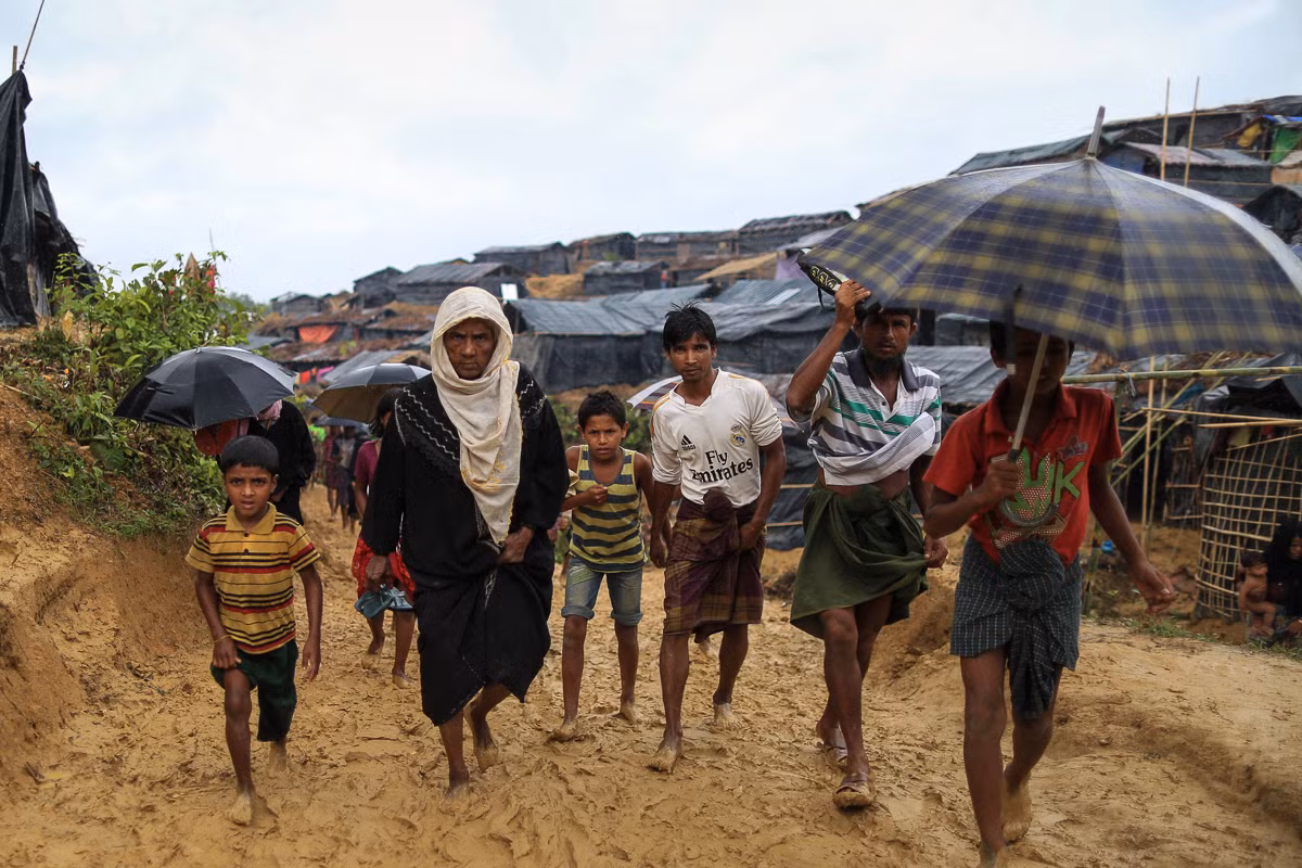 Theo Al Jazeera, Bangladesh chỉ công nhận một số lượng nhỏ trong 700 nghìn người Rohingya tại các khu trại gần biên giới với Myanmar là người tị nạn. Ảnh: AJ.