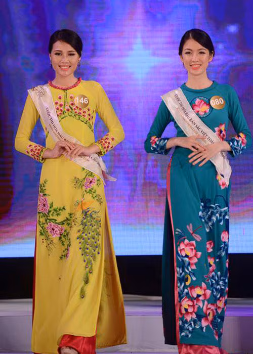 Tuyết Trang từng nhận được nhiều học bổng của nhà trường và đặt chân trải nghiệm tại Hàn Quốc, Colombia, Singapore... Ảnh: FBNV